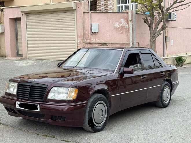 Mercedes 200 E-4