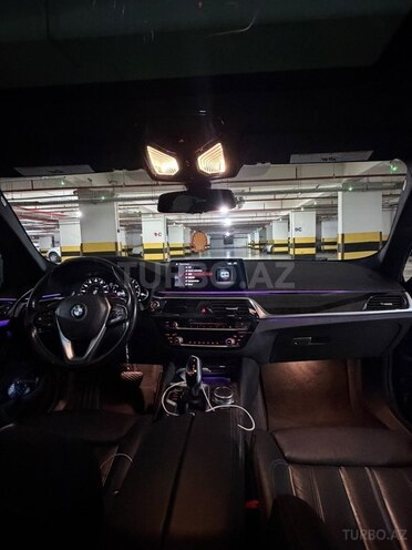BMW 530-13