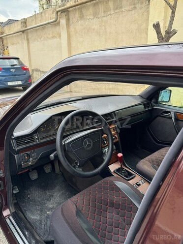 Mercedes 200 E-10