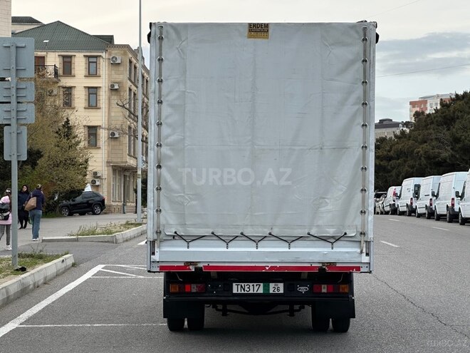 Ford Transit-5