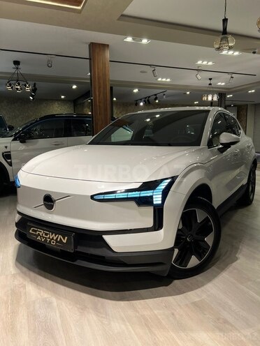 Volvo EX30-1