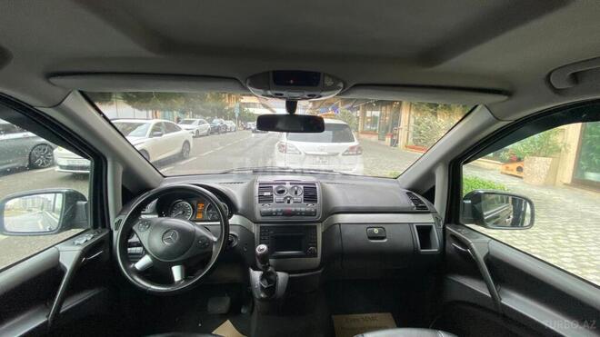 Mercedes Viano-5