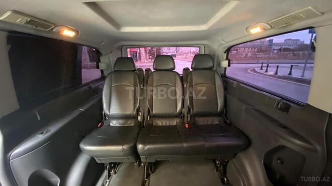 Mercedes Viano-6