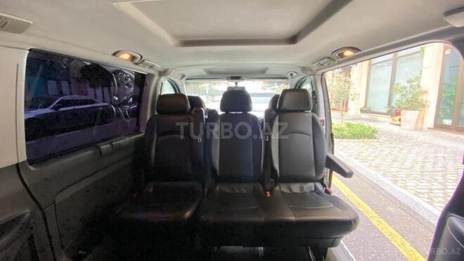 Mercedes Viano-7