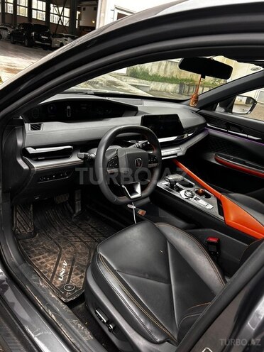 Changan Uni-V-8