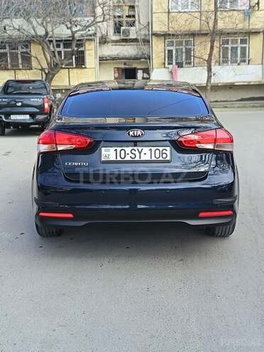 Kia Cerato-8