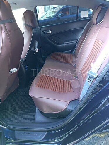 Kia Cerato-13