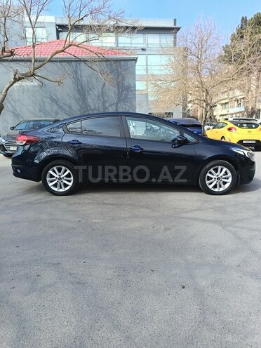 Kia Cerato-9
