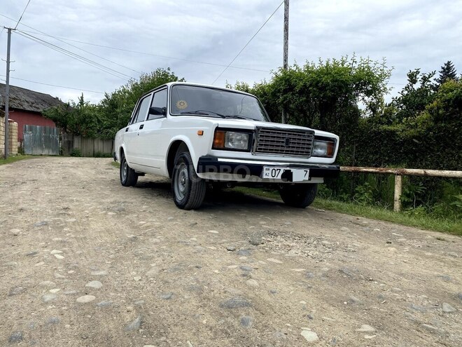 LADA (VAZ) 2107-4