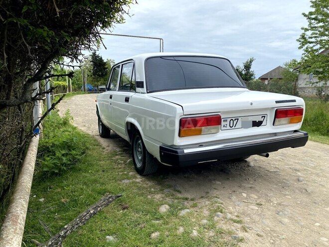 LADA (VAZ) 2107-5