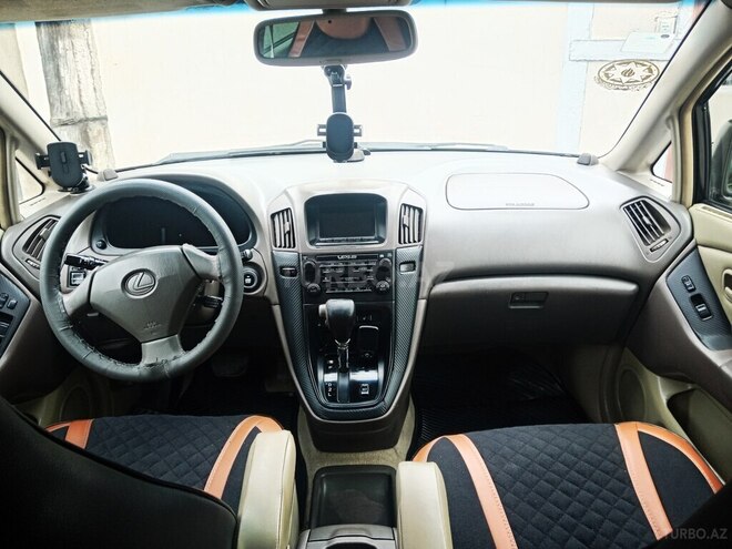 Lexus RX 300-6