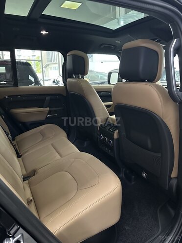 Land Rover Defender-14