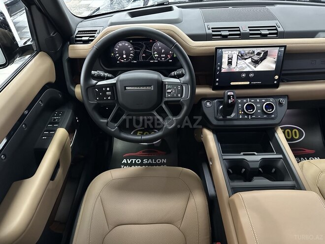 Land Rover Defender-7