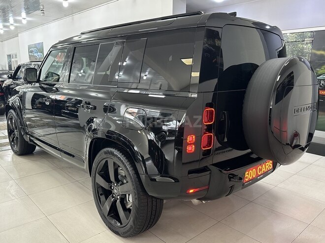 Land Rover Defender-10