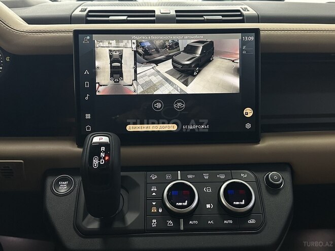 Land Rover Defender-19