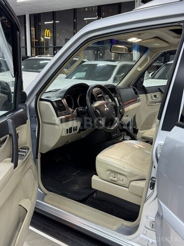 Mitsubishi Pajero 2007, 233,000 km - 3.0 l - Sumqayıt