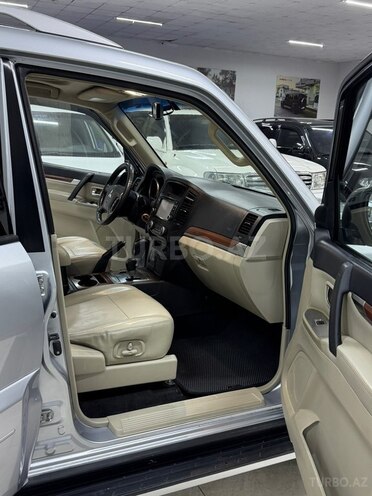 Mitsubishi Pajero 2007, 233,000 km - 3.0 l - Sumqayıt