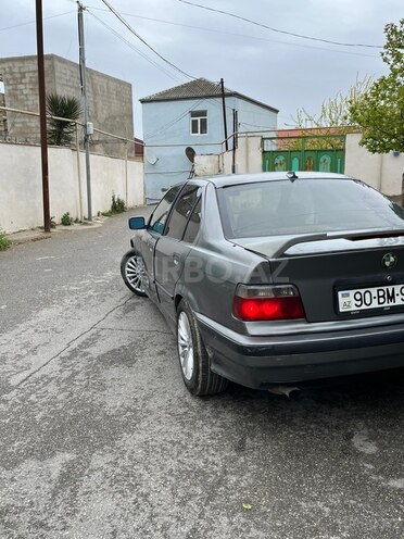 BMW 316-7