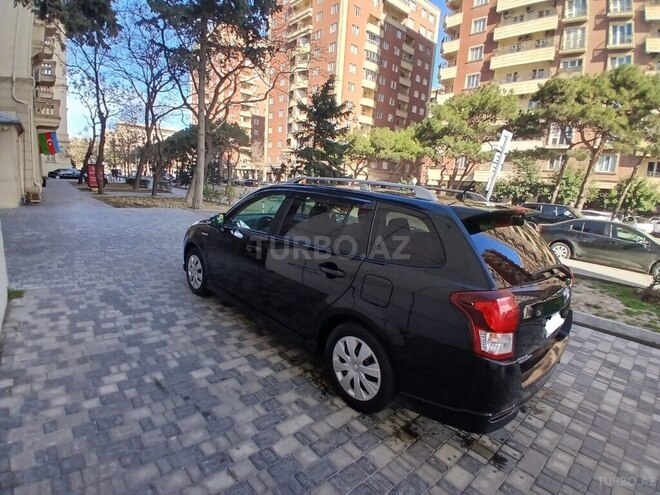 Toyota Corolla Fielder-4