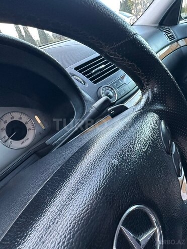 Mercedes E 350-7