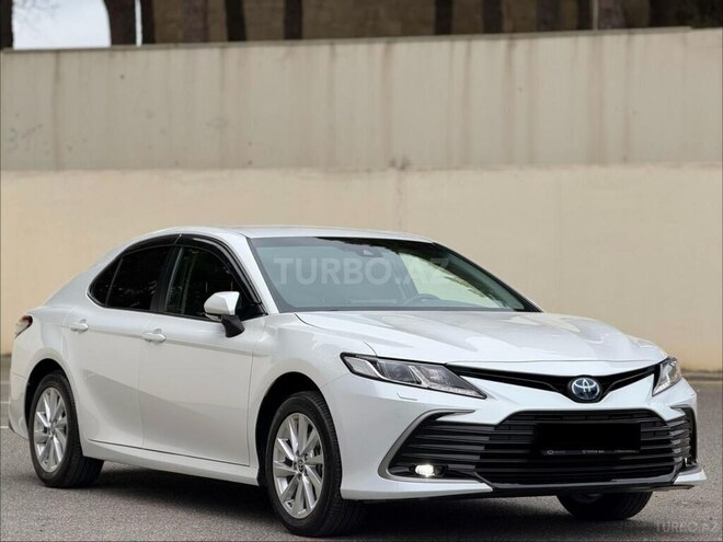 Toyota Camry-8