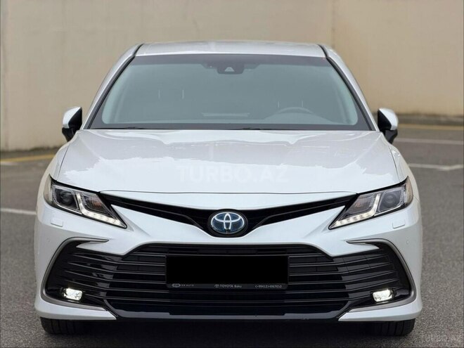 Toyota Camry-1