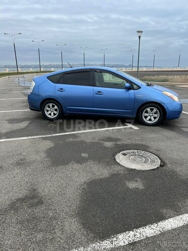 Toyota Prius-5