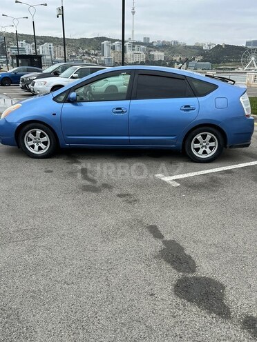 Toyota Prius-6