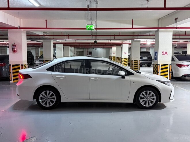 Toyota Corolla 2025, 0 km - 1.8 л - Bakı