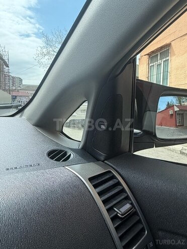 Toyota Prius-6