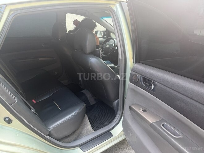 Toyota Prius-4