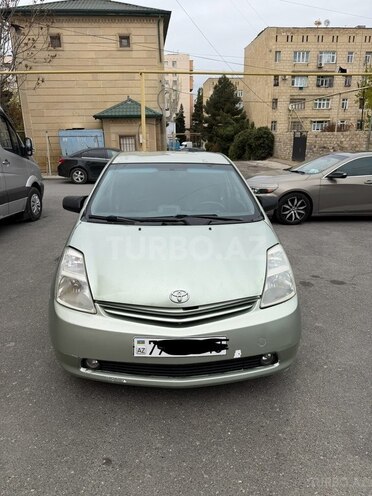 Toyota Prius-17