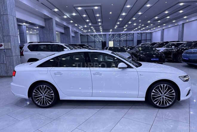 Audi A6-4