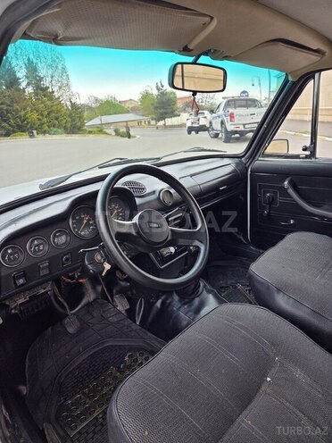 LADA (VAZ) 2106-7