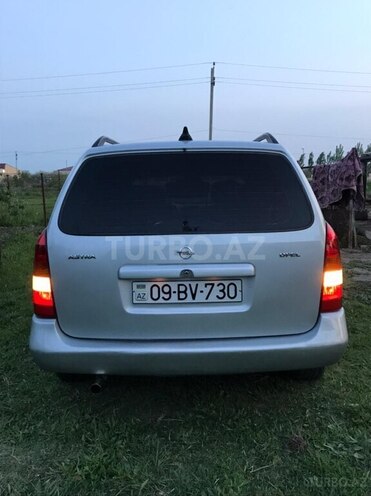 Opel Astra-10