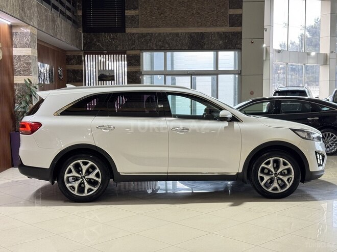 Kia Sorento-7