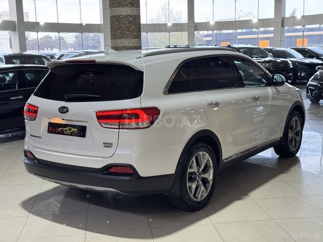 Kia Sorento-8