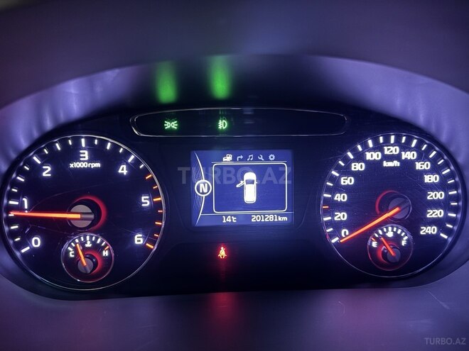 Kia Sorento-25