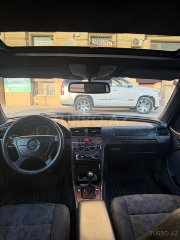 Mercedes C 180-7