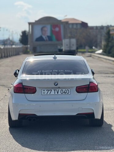 BMW 320d-11