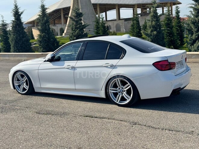 BMW 320d-14