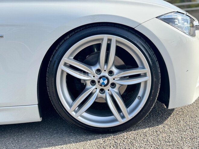 BMW 320d-15