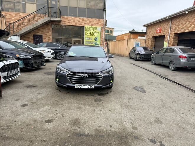 Hyundai Avante-2
