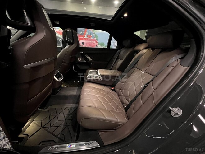 BMW i7 2023, 34,000 km - 0.0 л - Bakı