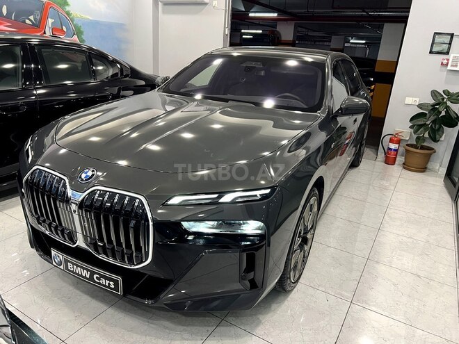 BMW i7 2023, 34,000 km - 0.0 л - Bakı