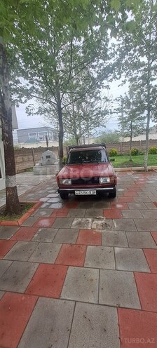 LADA (VAZ) 2104-2