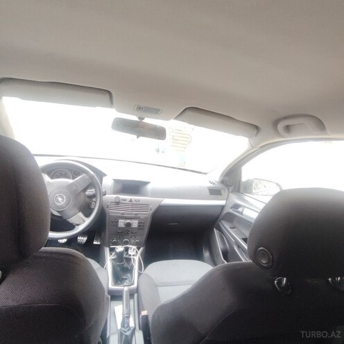 Opel Astra-3