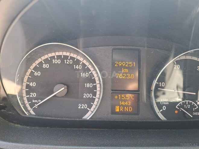 Mercedes Vito-14
