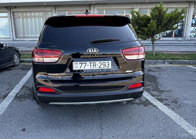 Kia Sorento-2