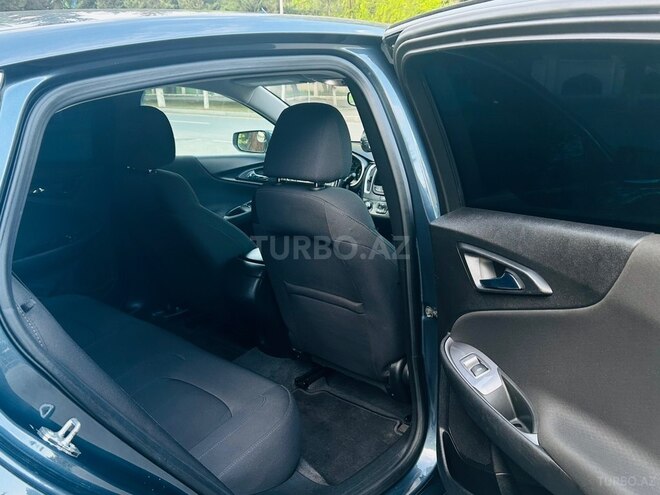 Chevrolet Malibu-14